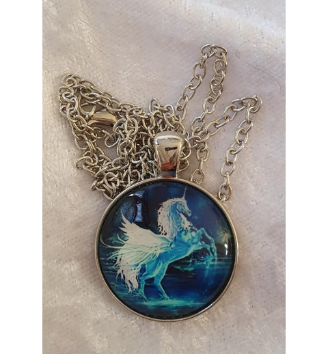 Kette mit Cabochon-Anhänger Einhorn 2