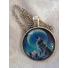 Kette mit Cabochon-Anhänger Wolf/Mond