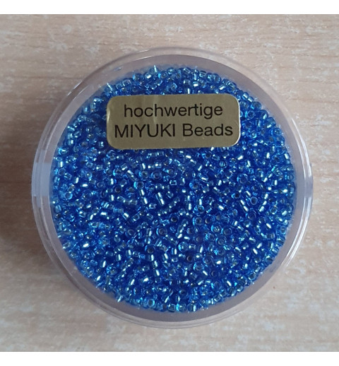 Miyuki Rocailles silverlined light blue