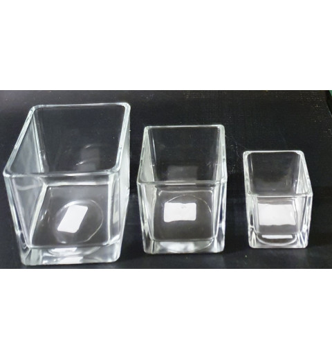 Glas Würfel 3